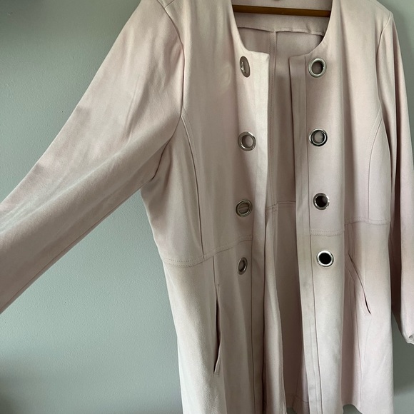 Soft pink “feels like suede” Laura blazer/coat. - Picture 3 of 5
